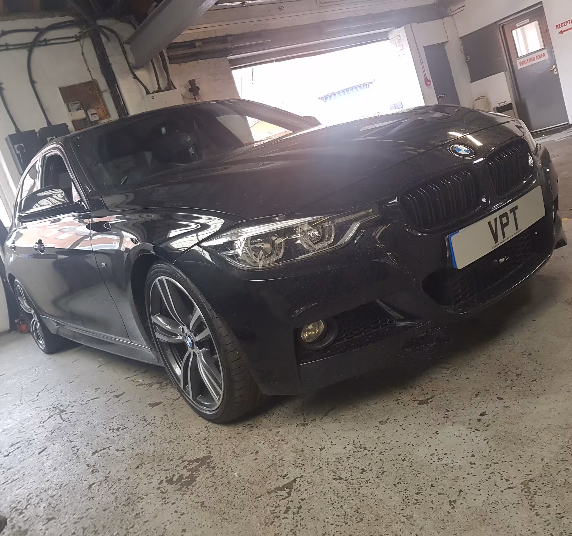 BMW F30